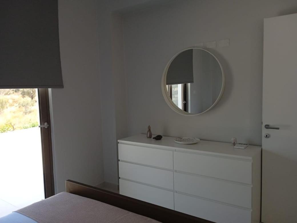 Υπόσκαφα Cave Concept Apartment Amoliani Bagian luar foto